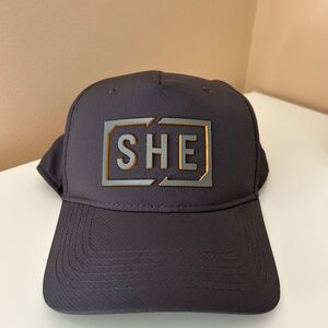 SHE women’s hat